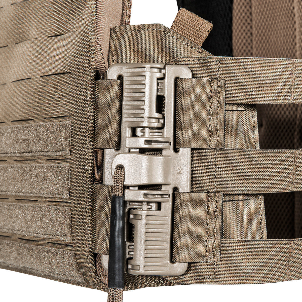 TT Plate Carrier QR LC (Coyote Brown)