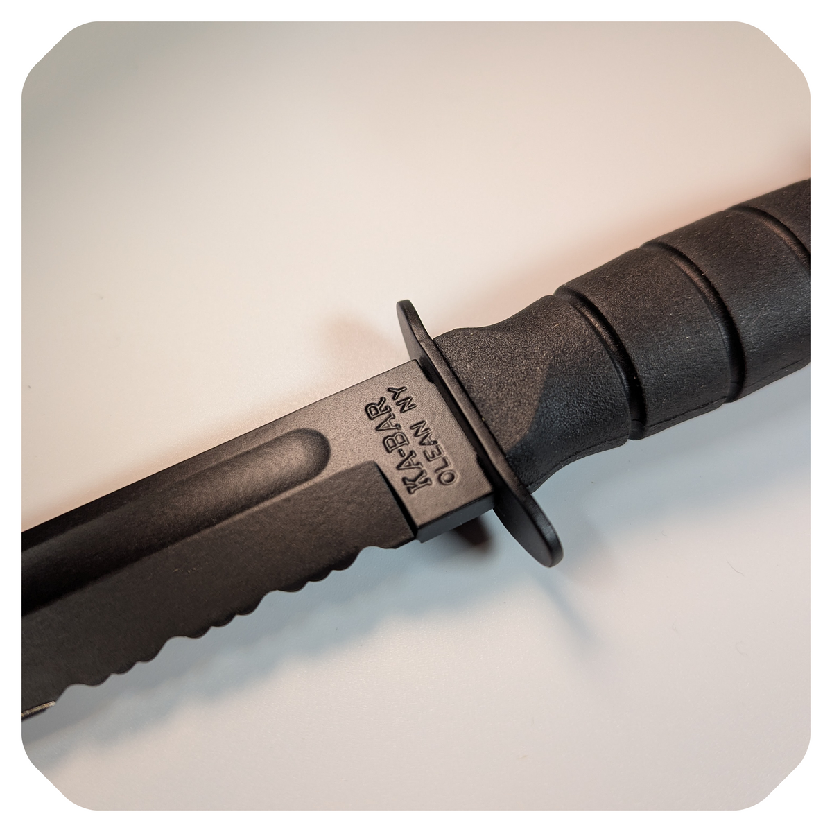 USMC SHORT Knife 02-1258 – funda Kydex (Negro)