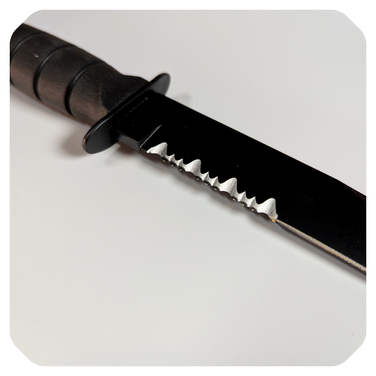 USMC SHORT Knife 02-1258 – funda Kydex (Negro)