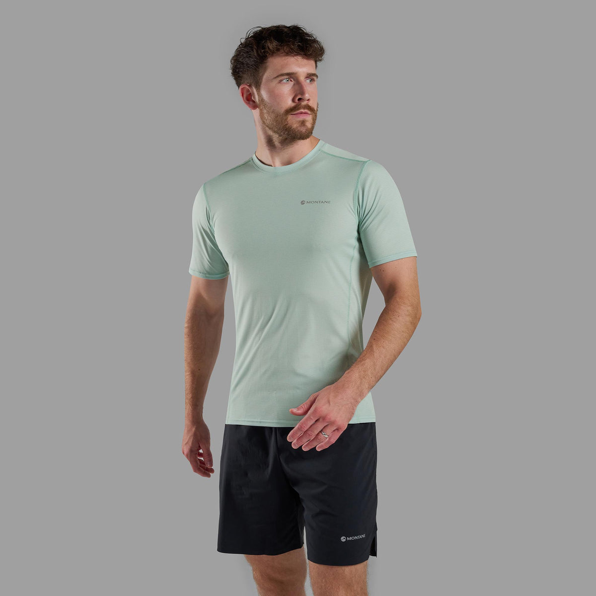 Dart Nano T-Shirt Sea Mist para hombre, vista de uso frontal