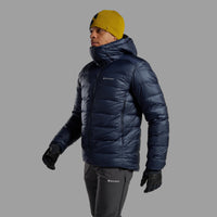Chaqueta Kamen Eclipse Blue para hombre en uso, vista frontal