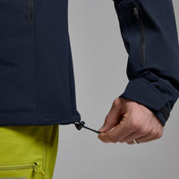 Nordes Hooded Softshell Jacket Eclipse Blue para hombre, detalle en uso